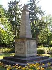 Sowjetisches Ehrenmal auf dem Friedhof