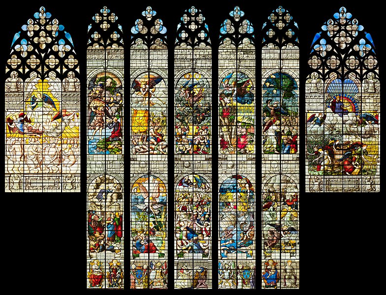 File:Sainte-Chapelle de Vincennes, vue d'ensemble des vitraux de l'abside et du choeur (bgw17 1030).jpg