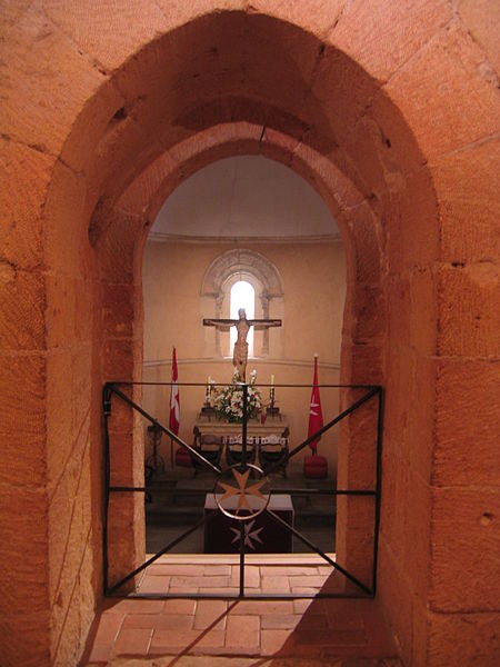 File:Segovia Iglesia de la Vera Cruz interior.JPG