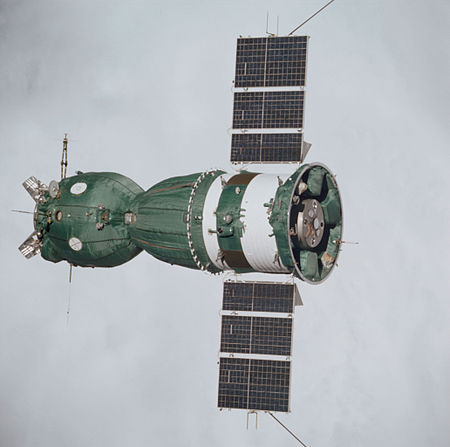 Tập_tin:Soyuz_19_(Apollo_Soyuz_Test_Project)_spacecraft.jpg