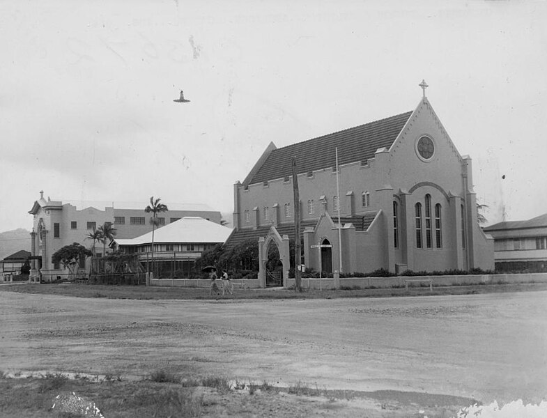 File:St. John's Church of England on the corner of Lake and Minnie Streets, Cairns, Queensland, 1954 (4970128786).jpg