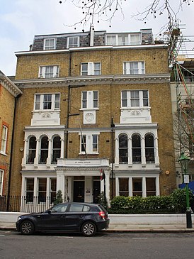 Photograph of 13 Kensington Square where Virginia attended classes of the Ladies