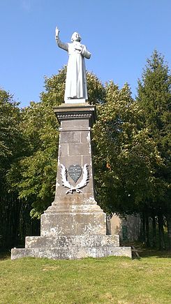 Statue de l'Abbé Filiol - Bouval - Barriac-les-Bosquets.jpg