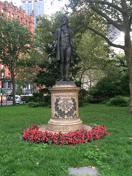 File:Statue of Nathan Hale in City Hall Park, New York.jpg