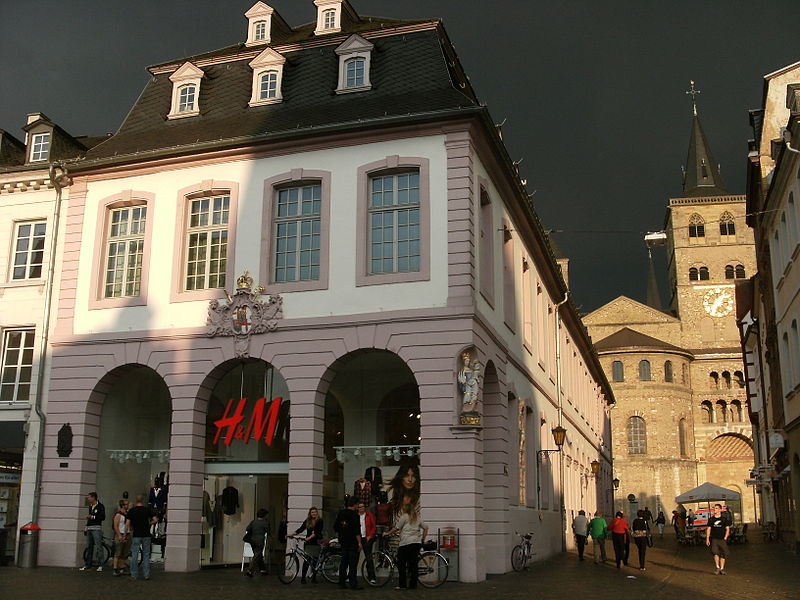 File:Sternstrasse Dom Trier 3.JPG