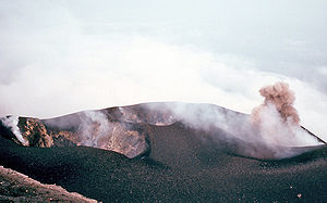 Stromboli: Toponymie, Géographie, Histoire