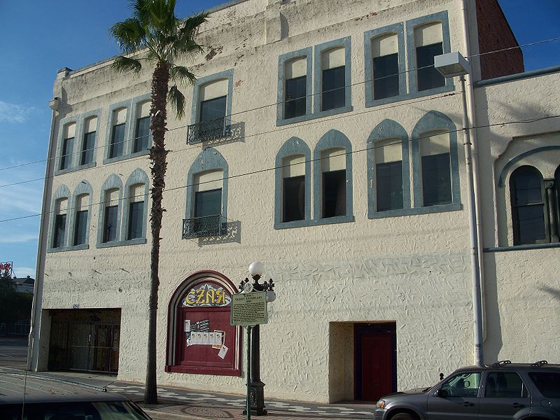 File:Tampa Ybor City Novedades 02.jpg