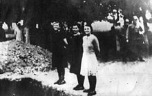 Obilježena 75. Godišnjica osnutka x zagrebačkog korpusa  220px-Three_girls_laughing_in_the_front_of_their_grave