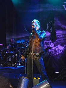 Tilo Wolff, Lacrimosa ile 2013'te Puebla, Meksika'da performans sergiliyor.