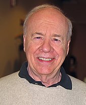 Tim Conway appears as himself in the episode's third segment. Tim Conway cropped.jpg