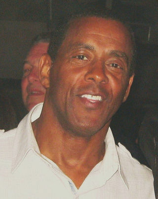 <span class="mw-page-title-main">Tony Dorsett</span> American football player (born 1954)