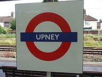 Upney station roundel.JPG