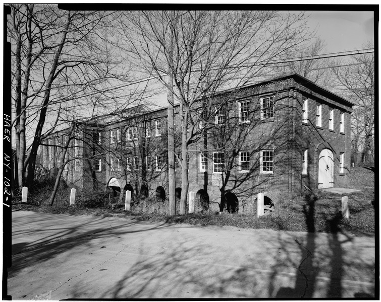 File:VIEW LOOKING NORTHWEST, 3-4 ELEVATION - Tuttle-Fordham Mill, Mill Road and Montauk Highway, Speonk, Suffolk County, NY HAER NY,52-SPEO,1-1.tif