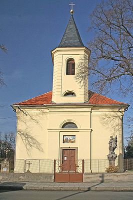 Veltruby - kostel Nanebevzetí Panny Marie.jpg