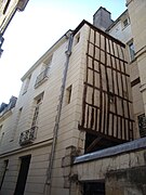 Rue Briçonnet, 1 rue du Poirier. Maison et escalier-galerie XVIIe s.