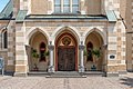 * Nomination Porch of the parish church Saint Nicholas on Nikolaiplatz #1, Villach, Carinthia, Austria --Johann Jaritz 02:23, 11 July 2018 (UTC) * Promotion  Support Good quality, great symetry here --Podzemnik 02:28, 11 July 2018 (UTC)