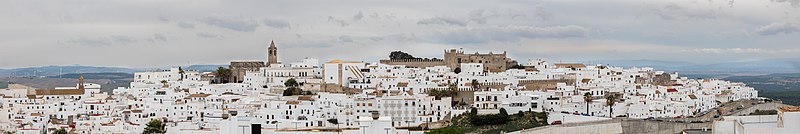 File:Vista de Vejer de la Frontera, Cádiz, España, 2015-12-09, DD 14-19 PAN.JPG