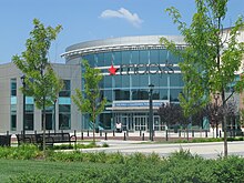 Former Macy's sign at one of the mall's entrances Voorheestownmain.JPG