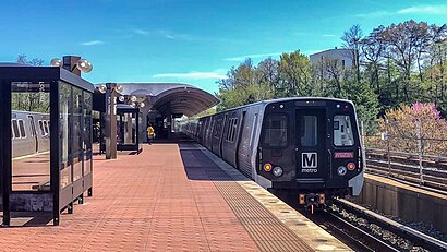 WMATA Kawaski 7000 Series On The Red Line At Fort Totten.jpg