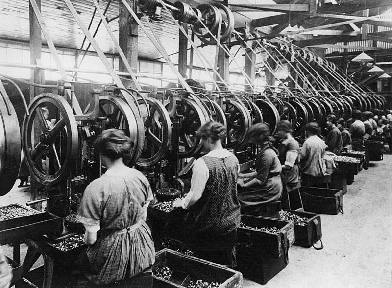 File:Women Workers, Colonial Ammunition Co. (AM PH-CNEG-C17675) (cropped).jpg