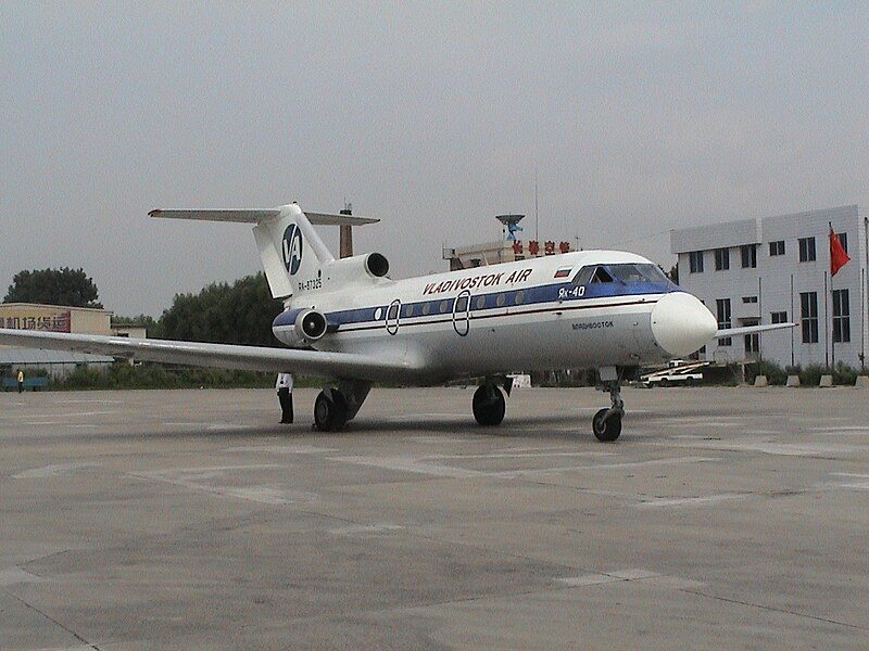 File:YAK-40 RA-87325 Changchun.JPG