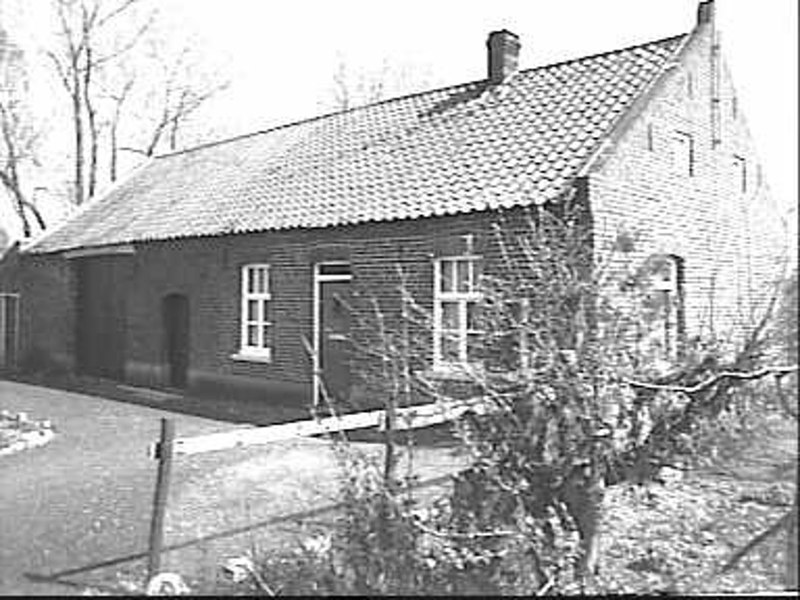 File:Zij- en voorgevel - Swartbroek - 20487130 - RCE.jpg