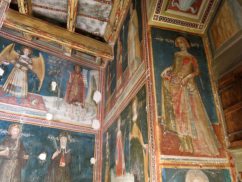 File:125 Monestir de Pedralbes, capella de Sant Miquel, mur dret amb escenes de sants.jpg