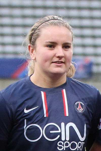 File:20121209 PSG-Juvisy - Team of Paris Saint-Germain FC Ladies (cropped).jpg - Wikimedia Commons