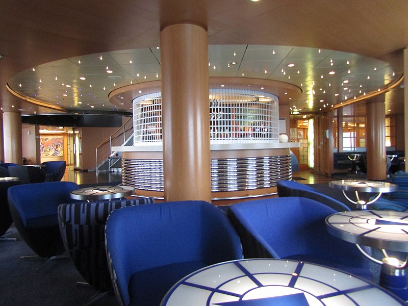 File:2018-03-25 Planets bar inside the Cap Finistère Brittany Ferry (1).JPG