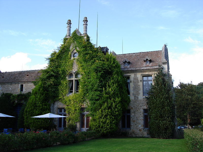 File:Abbaye des Vaux-de-Cernay Bulding 31.jpg