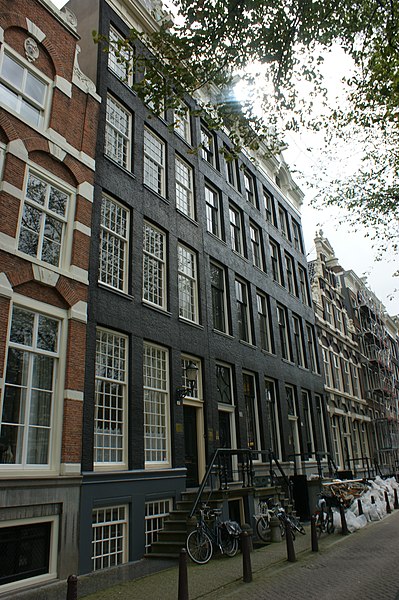 File:Amsterdam - Keizersgracht 135-137-139.JPG