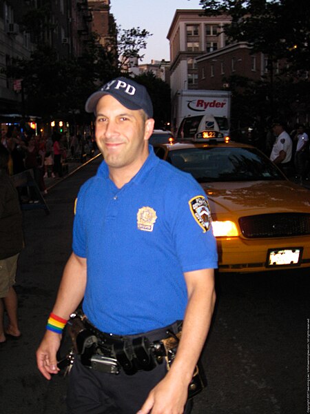 File:Annual Faerie and Church Ladies for Choice Drag March - New York (602372324).jpg