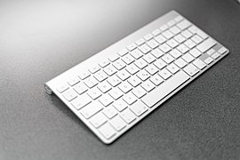 Apple kompyuter simsiz klaviaturasi