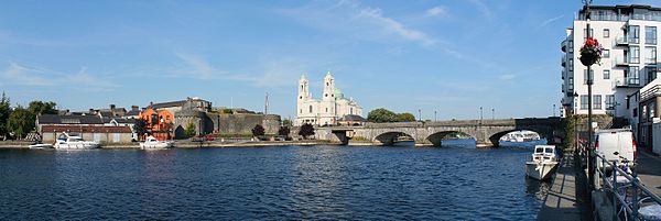 Athlone Castle, Church of Saints Peter and Paul and the River Shannon