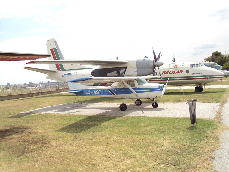 File:Aviation Museum in Plovdiv 193.jpg