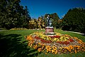 regiowiki:Datei:Baden bei Wien - Kurpark - Stadtpark - View NNE on Lanner- und Strauß-Denkmal 1912.jpg