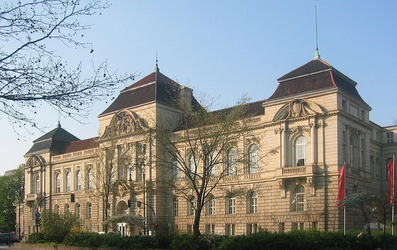 File:Berlin UdK Fasanenstraße.jpg