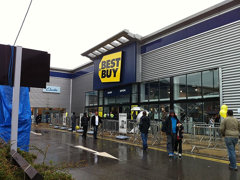 File:Best Buy Aintree - Grand Opening (5004431383).jpg