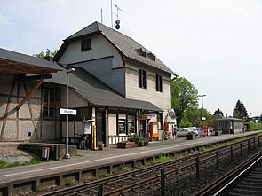 Station building on the track side, 2007