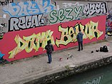 Bobigny, graffiti artists at work.JPG