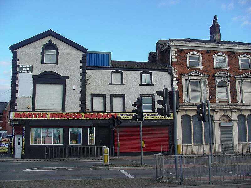 File:Bootle Indoor Market, Kirkdale, Liverpool, UK - 20101110.jpg