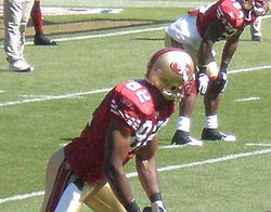 Bryant Johnson on field pregame at Eagles at 49ers 10-12-08.JPG