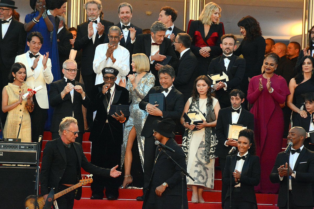 File:Léa Seydoux 2018 Cannes Film Festival.jpg - Wikimedia Commons
