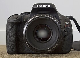 Canon EOS 600D with Canon EF 50mm F1.8.jpg