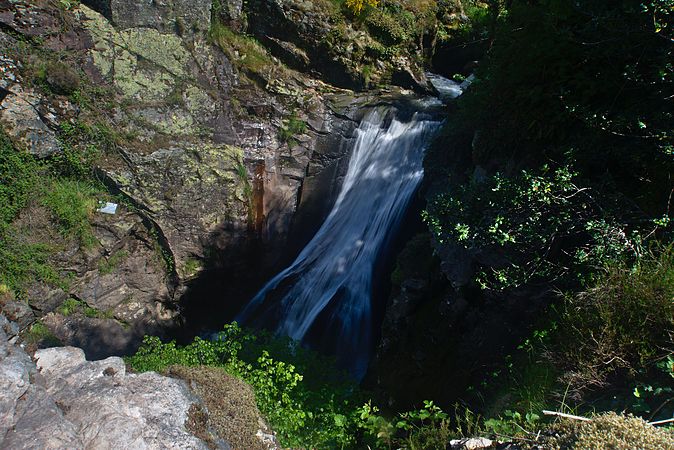 Français : Cascades d'Arifat, Tarn, France. English: Waterfalls of Arifat, Tarn, France.