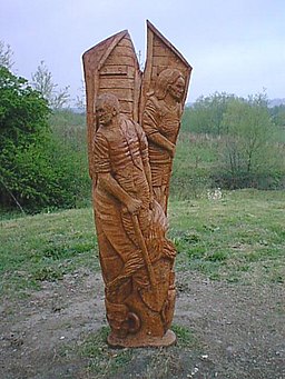 Chesterfield Canal - Wood Sculpture - geograph.org.uk - 301293