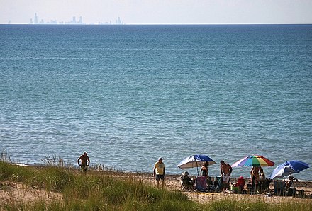 Silhouette of Chicago at the horizon