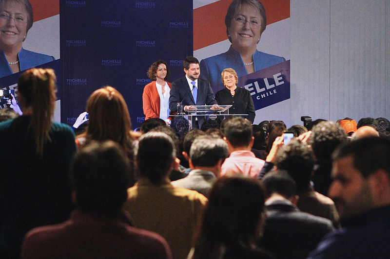 File:Claudio Orrego da su respaldo a Michelle Bachelet.jpg