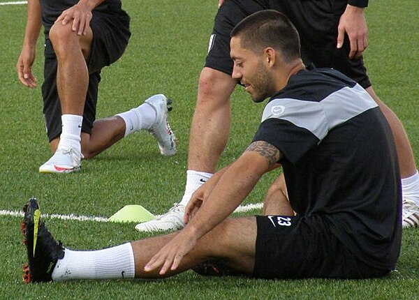 Dempsey training with Fulham in August 2009