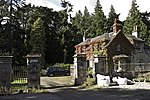 Conon House, Gatepiers And Gates